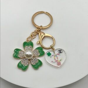 1503. Designer Green and Gold Floral‎ Key Holder